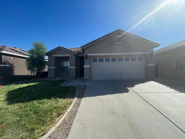 $1,975 | 2699 West Camp River Road, San Tan Valley, AZ 85144