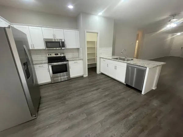 $1,975 | 2699 West Camp River Road, San Tan Valley, AZ 85144