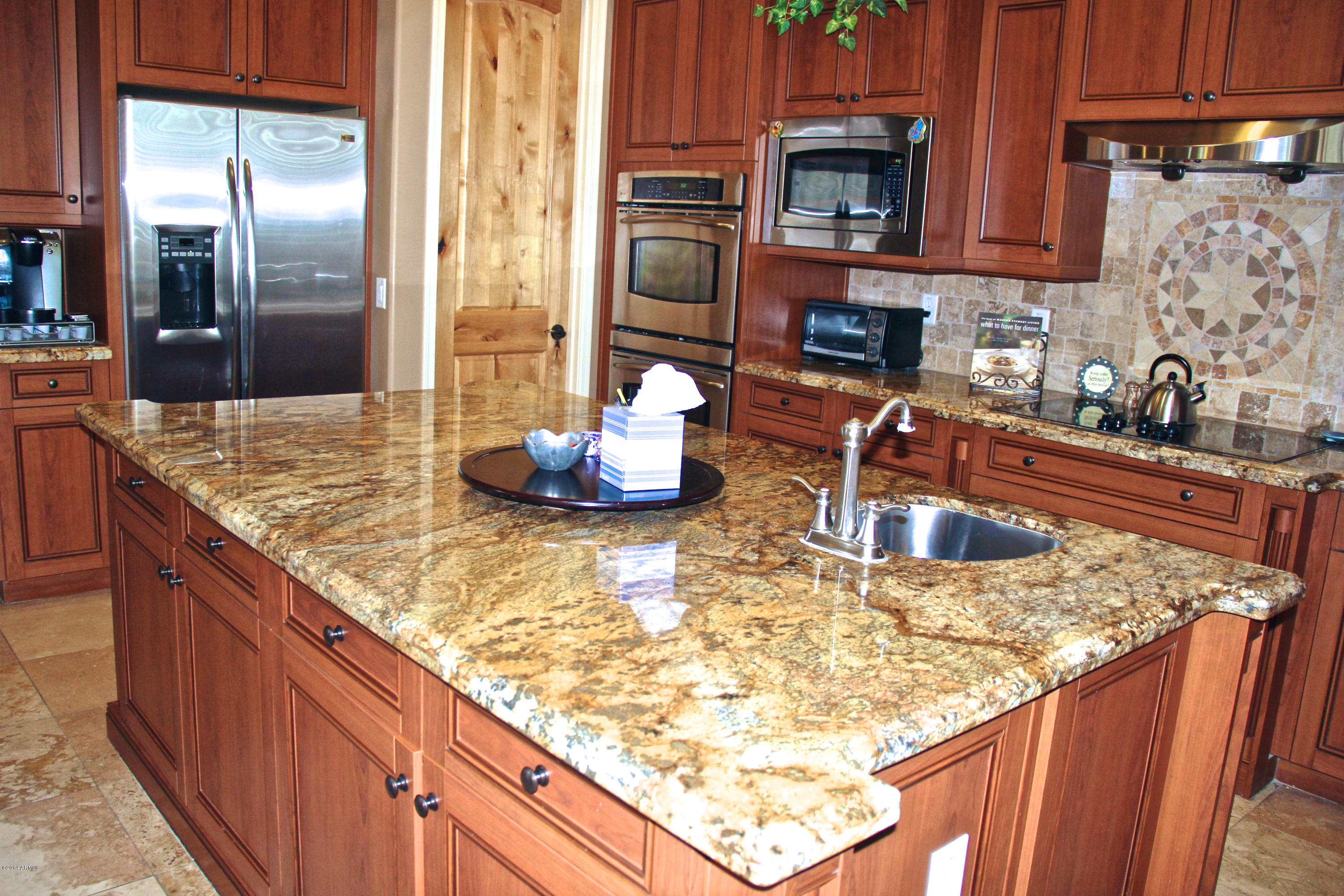 2366 West Irvine Road Phoenix, AZ 85086 - Photo 7 of 24 Kitchen 2