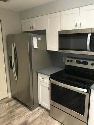 $1,950 | 2729 Anzio Court, Unit 306, Palm Beach Gardens, FL 33410