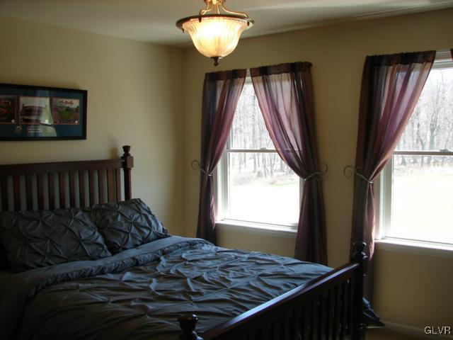 3391 Murphy Road Northampton, PA 18067 - Photo 14 of 22 Bedroom 3