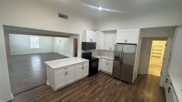 $2,200 | 1011 South Armstrong Avenue, Denison, TX 75020