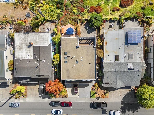 $995,000 | 2904 Bayview Drive, Alameda, CA 94501