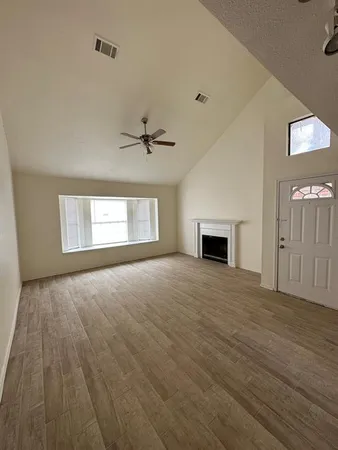 $220,000 | 935 Fairbanks Circle, Duncanville, TX 75137