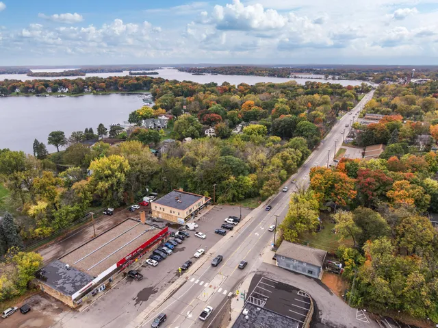 $1,600,000 | 3465 Shoreline Drive, Orono, MN 55391