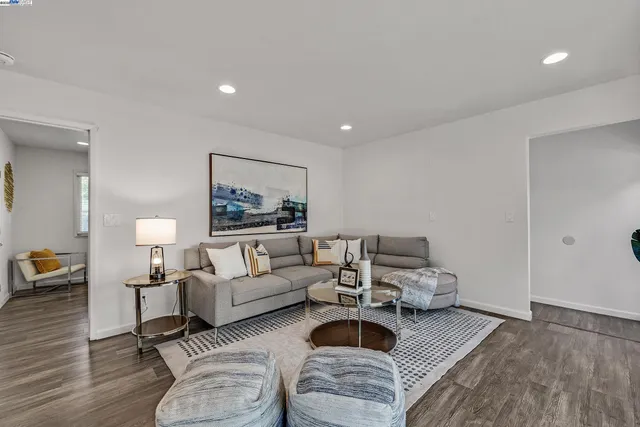 $2,198,000 | 5522 Corte Del Cajon, Pleasanton, CA 94566