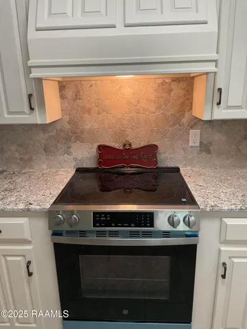 $377,000 | 310 Suffolk Avenue, Lafayette, LA 70508