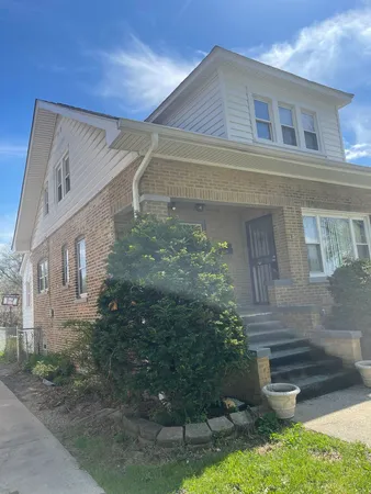 $249,900 | 249 Marshall Avenue, Bellwood, IL 60104