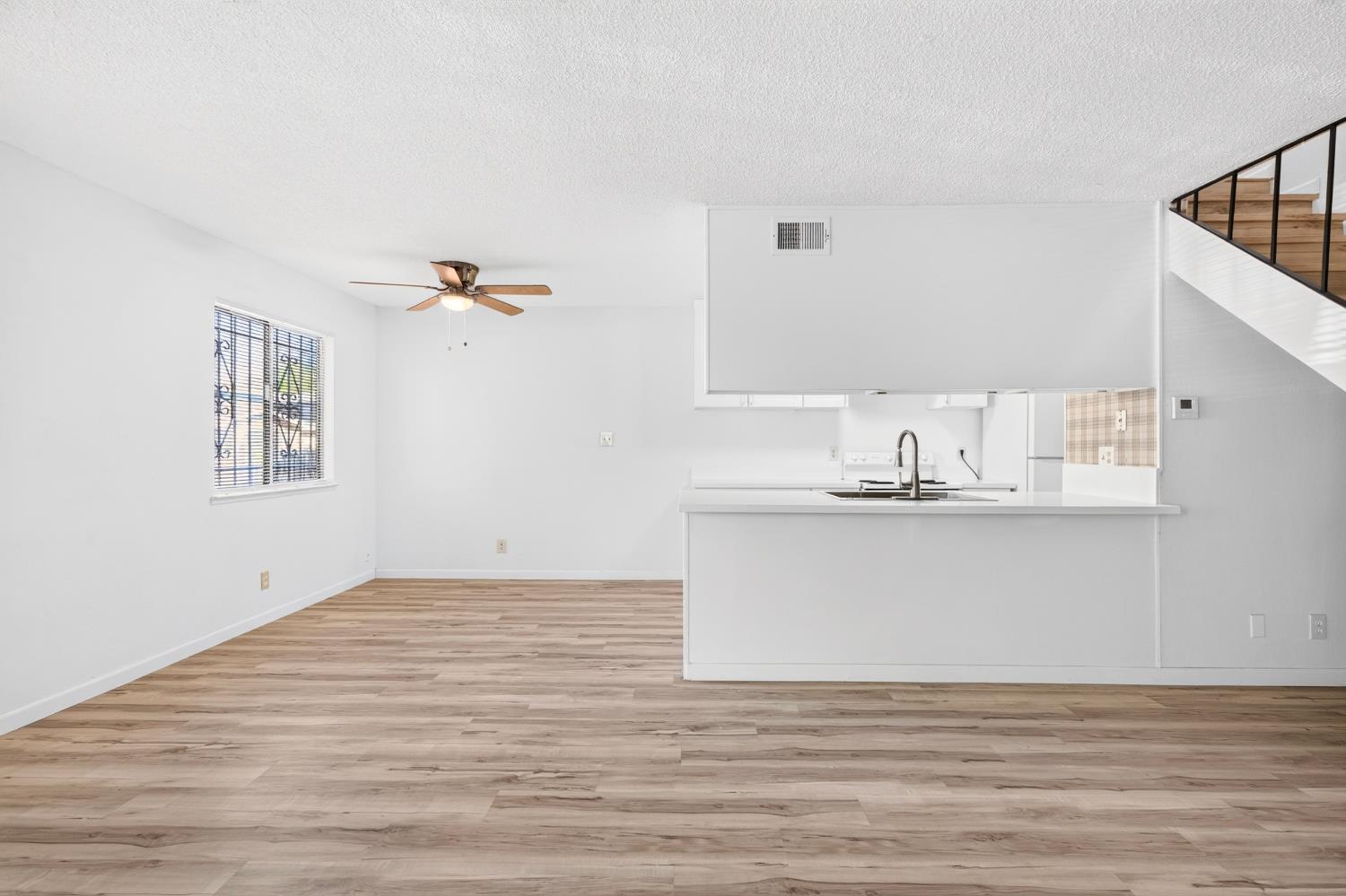 440 East Bianchi Road, Unit 2 Stockton, CA 95207 - Photo 8 of 32