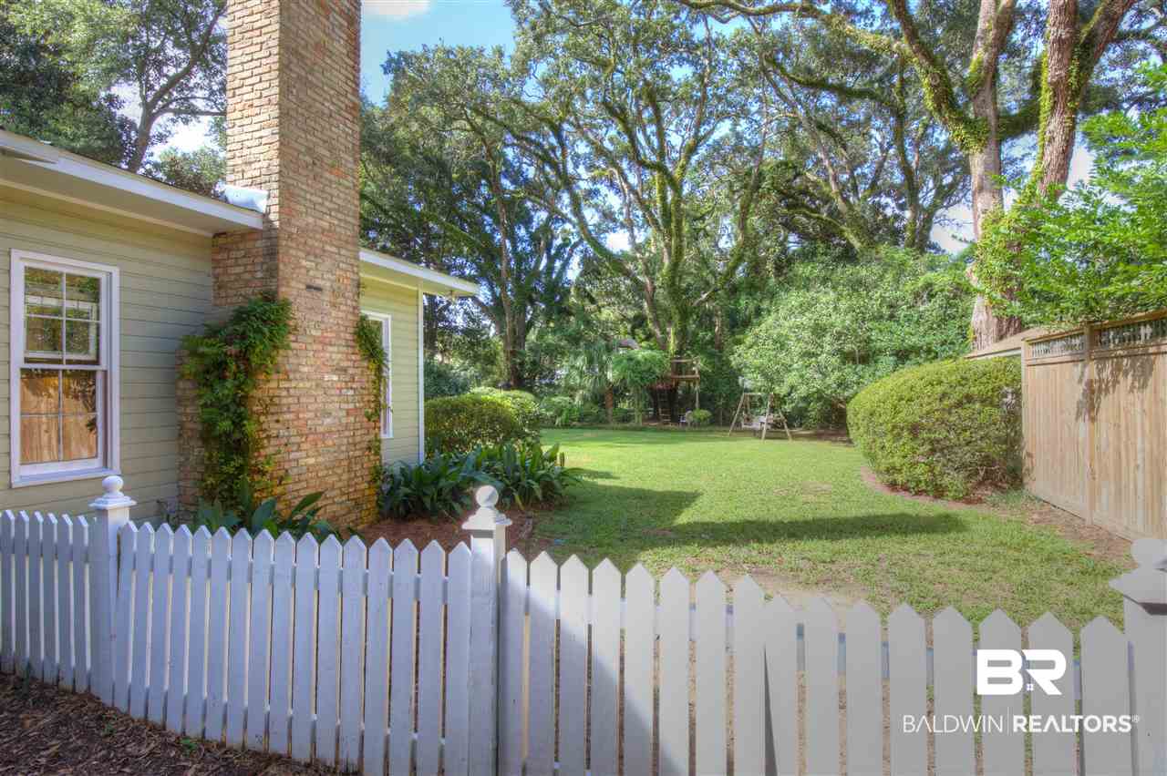 55 North Summit Street Fairhope, AL 36532 - Photo 32 of 40