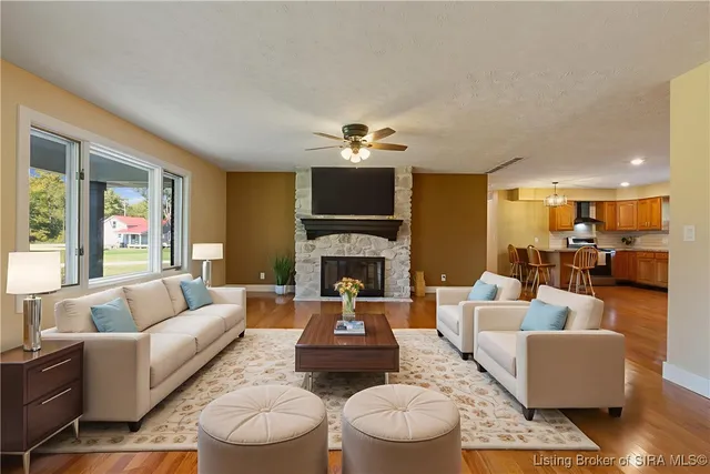 $408,500 | 6975 Main Street Northeast, Lanesville, IN 47136