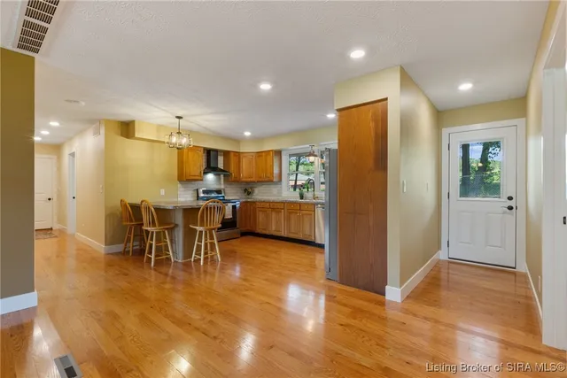 $408,500 | 6975 Main Street Northeast, Lanesville, IN 47136