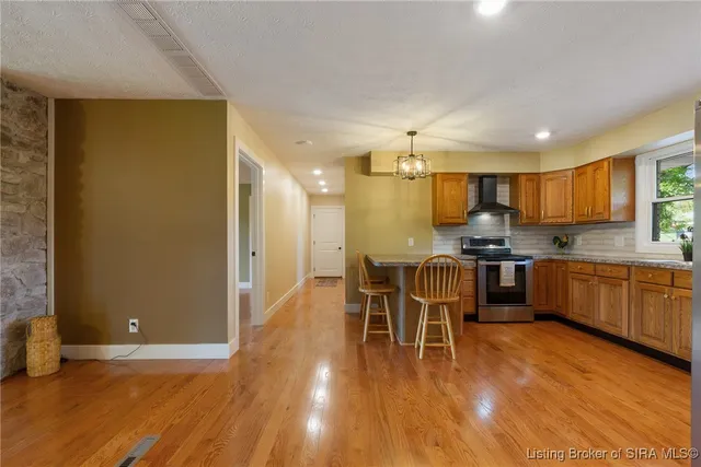 $408,500 | 6975 Main Street Northeast, Lanesville, IN 47136