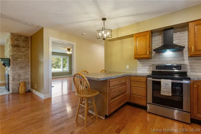 $408,500 | 6975 Main Street Northeast, Lanesville, IN 47136