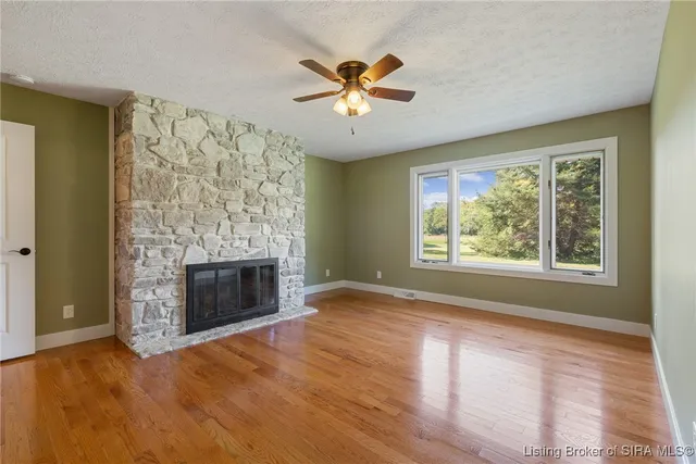 $408,500 | 6975 Main Street Northeast, Lanesville, IN 47136