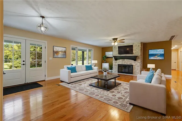 $408,500 | 6975 Main Street Northeast, Lanesville, IN 47136