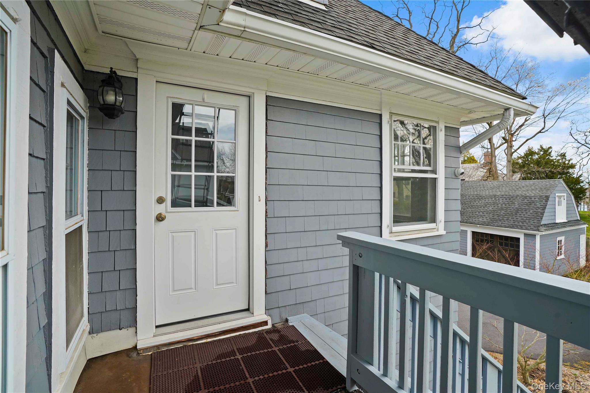 9 Ridgeview Avenue White Plains, NY 10606 - Photo 3 of 20 a view of front door of house
