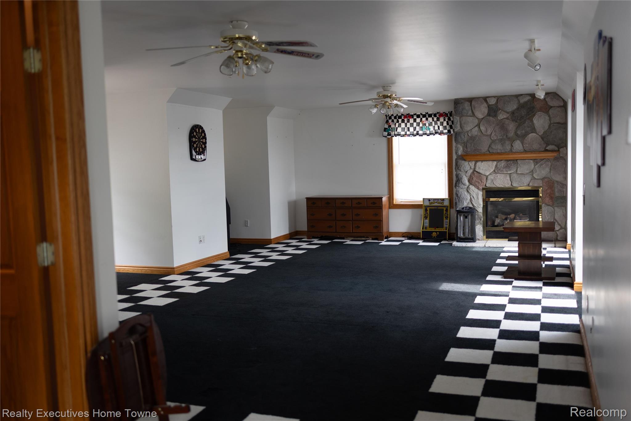 2715 Cash Road Applegate, MI 48401 - Photo 57 of 59 Bonus room with separate propane fireplace