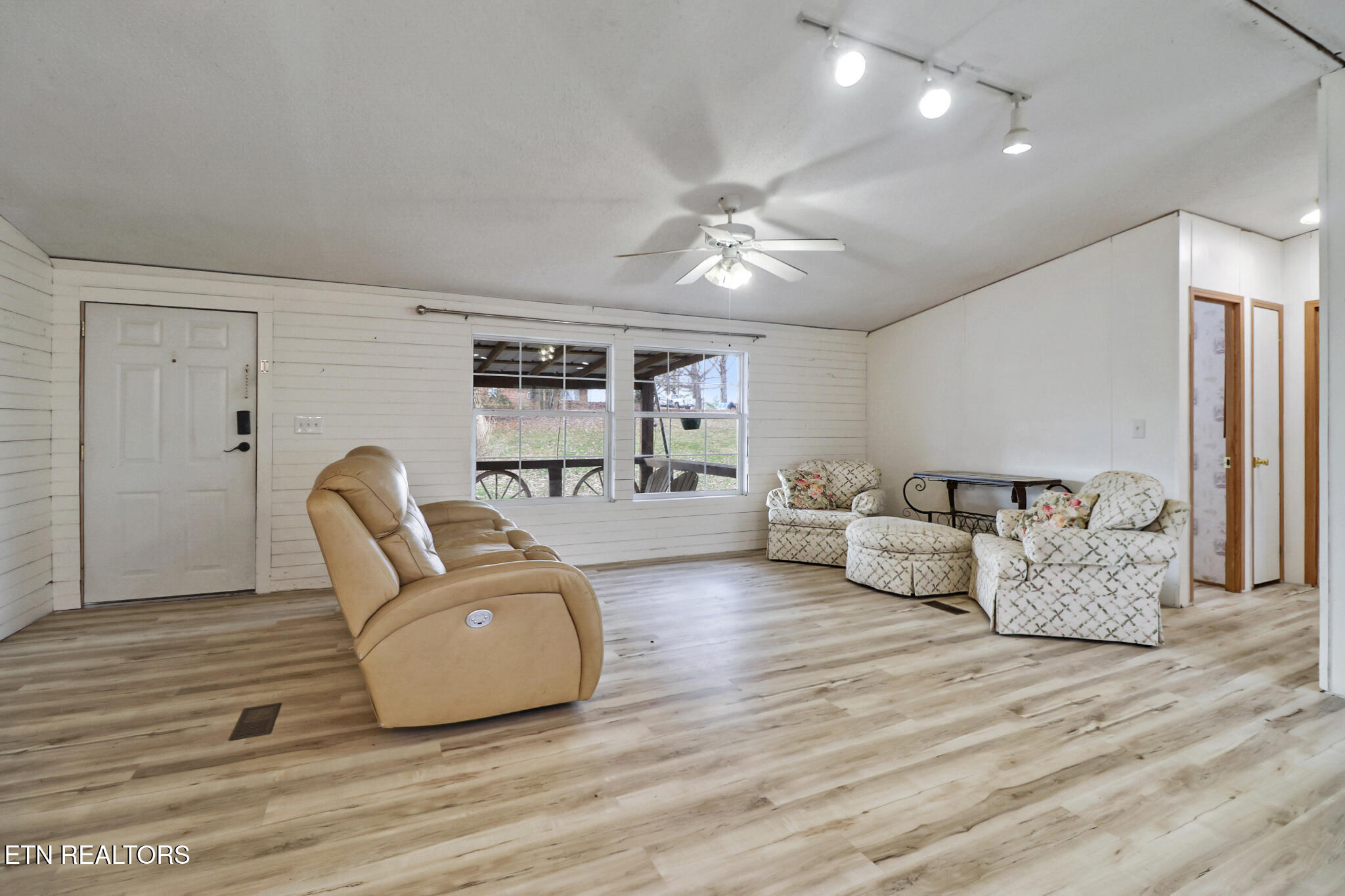 315 Wheeler Lane Jamestown, TN 38556 - Photo 13 of 34 if1a0466-if1a0470