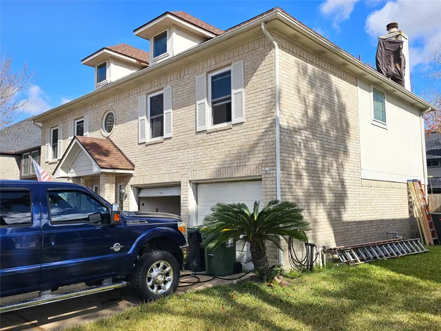 $299,000 | 1021 Glenview Drive, Pearland, TX 77581