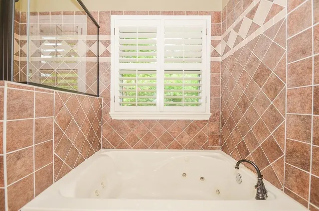 $2,700 | 46 Grants Lake Circle, Sugar Land, TX 77479