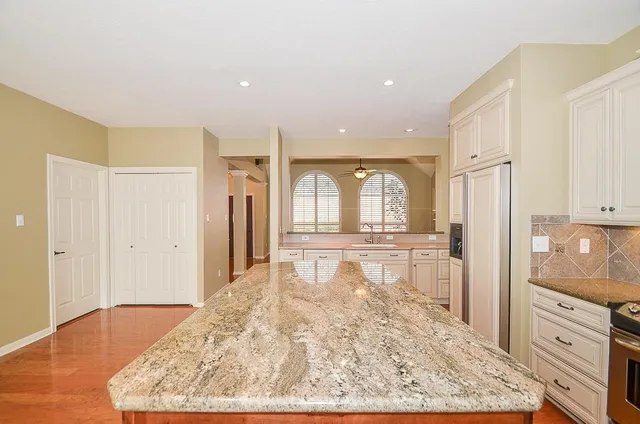 $2,700 | 46 Grants Lake Circle, Sugar Land, TX 77479