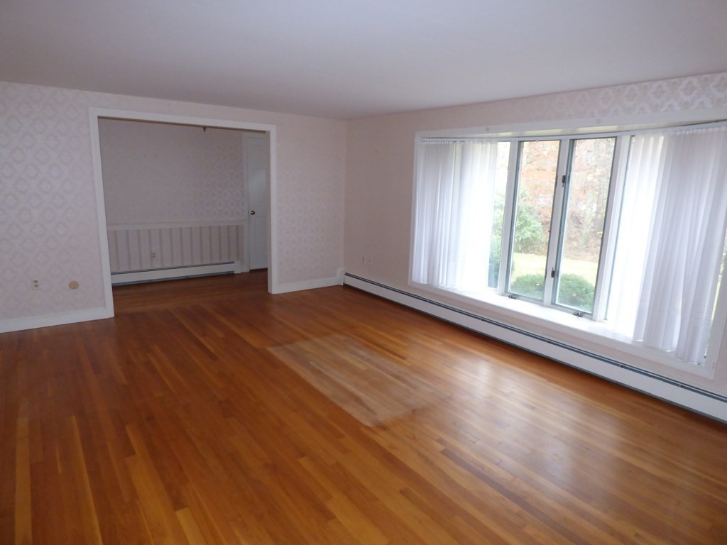 78 Two Ponds Road Falmouth, MA 02540 - Photo 5 of 20 Gallery Image 5