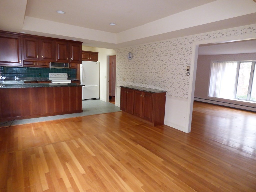 78 Two Ponds Road Falmouth, MA 02540 - Photo 6 of 20 Gallery Image 6