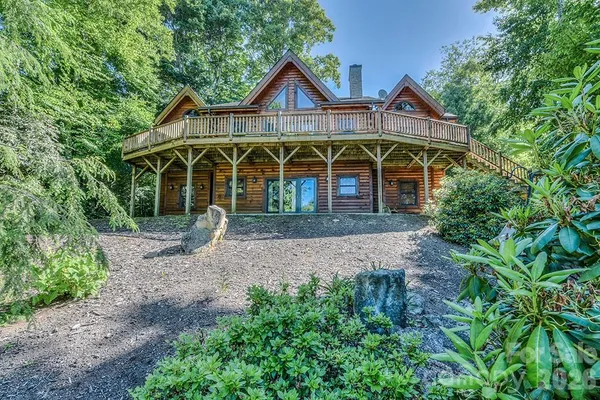 $1,175,000 | 40 Adohi Trail, Maggie Valley, NC 28751