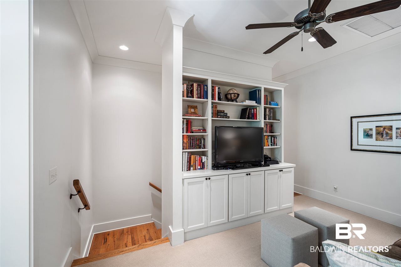 108 Alsway Court Fairhope, AL 36532 - Photo 22 of 48 Upstairs Landing