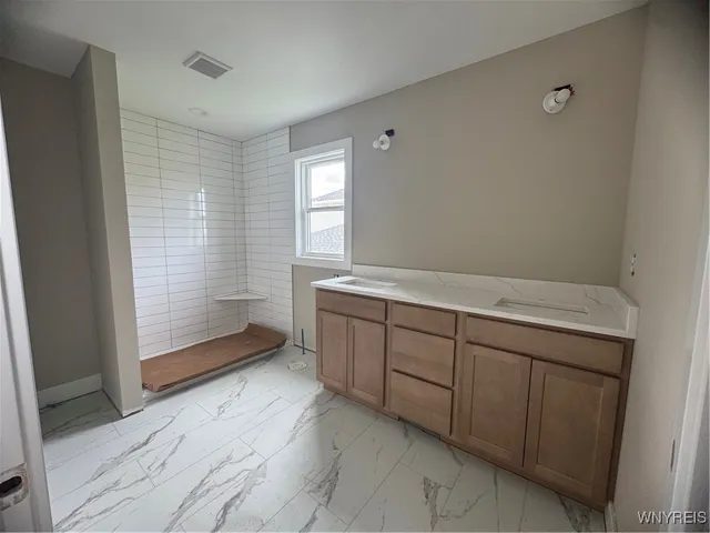 $499,900 | 1690 Center Road, West Seneca, NY 14224