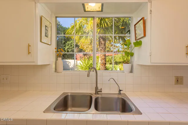 $1,175,000 | 1227 Cruzero Street, Ojai, CA 93023