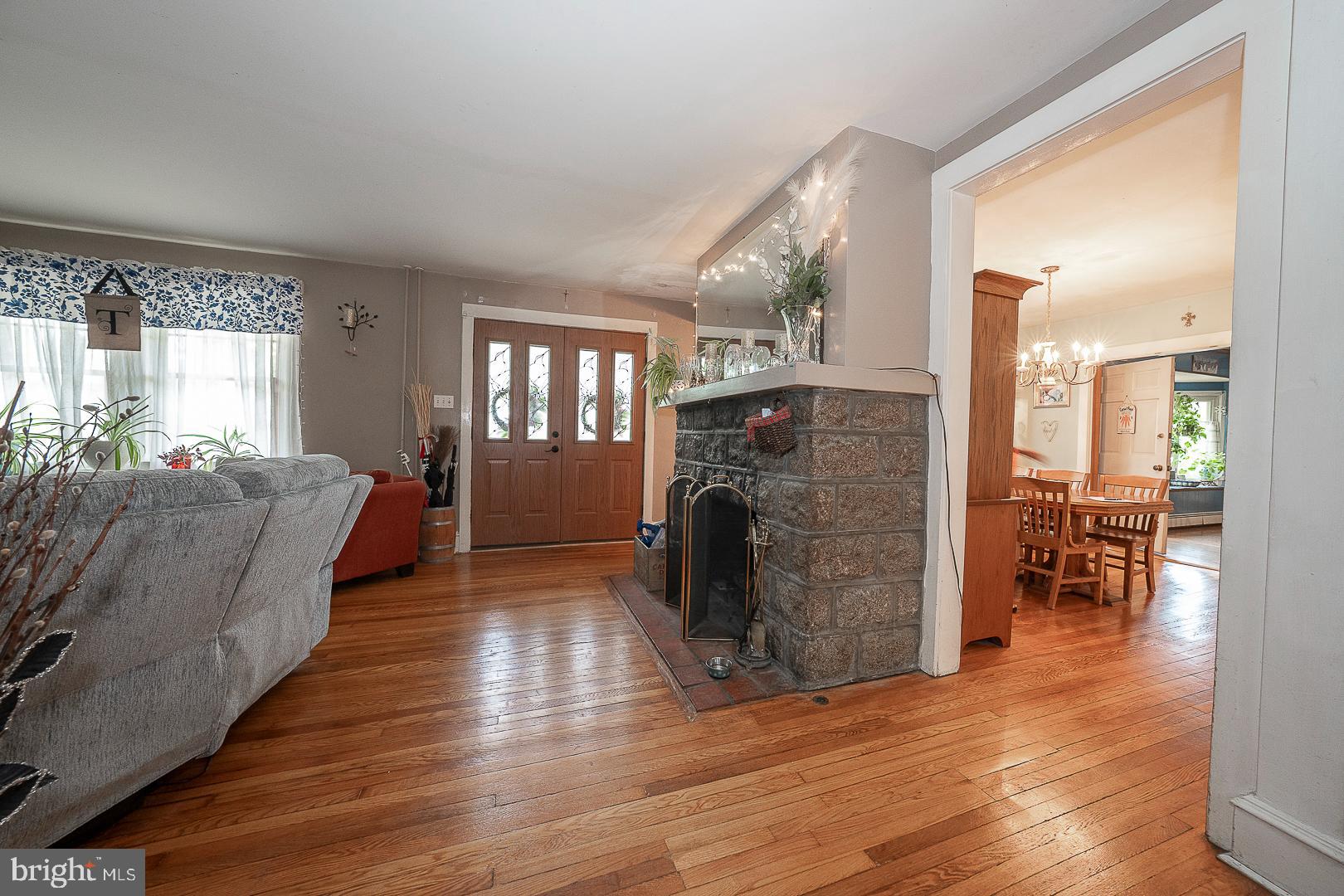 114 Avon Road Narberth, PA 19072 - Photo 5 of 76