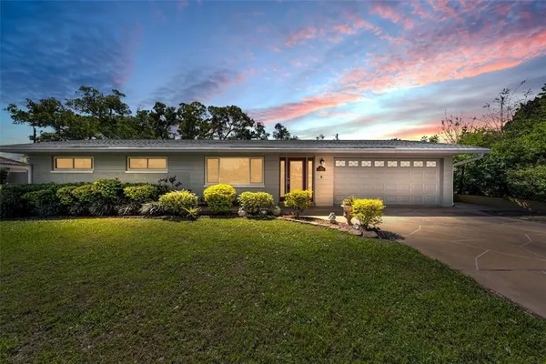 $3,300 | 11490 84th Avenue, Seminole, FL 33772