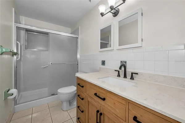 $3,300 | 11490 84th Avenue, Seminole, FL 33772