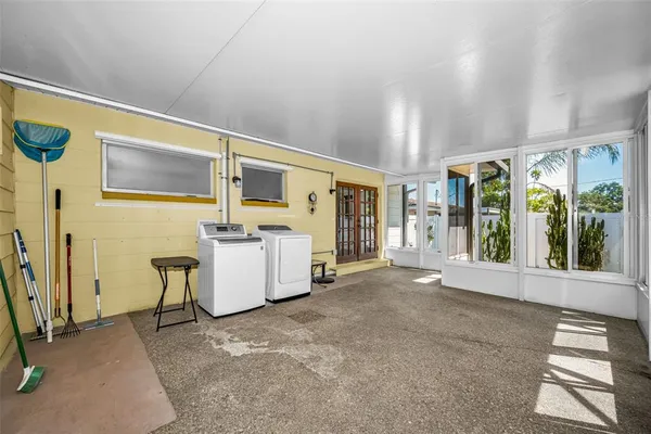 $3,300 | 11490 84th Avenue, Seminole, FL 33772