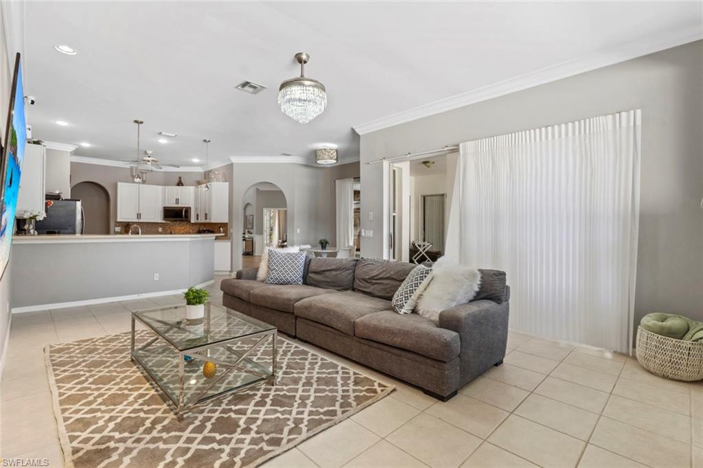 8524 Laurel Lakes Boulevard Naples, FL 34119 - Photo 19 of 42