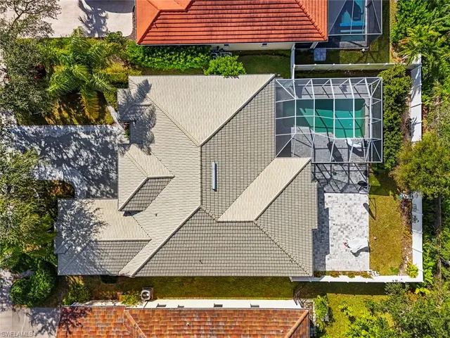 $815,000 | 8524 Laurel Lakes Boulevard, Naples, FL 34119