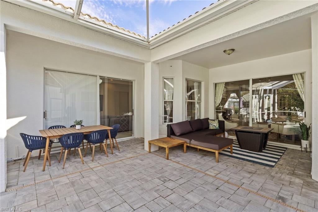 8524 Laurel Lakes Boulevard Naples, FL 34119 - Photo 27 of 42