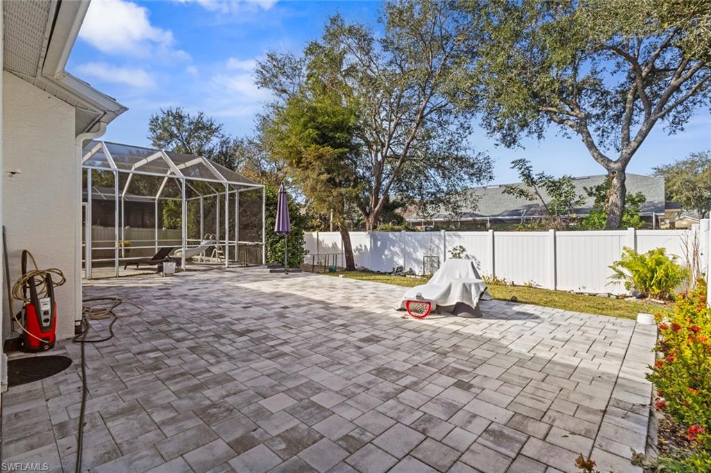 8524 Laurel Lakes Boulevard Naples, FL 34119 - Photo 32 of 42