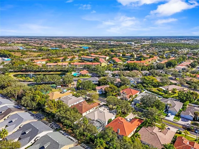 $815,000 | 8524 Laurel Lakes Boulevard, Naples, FL 34119