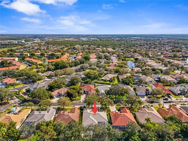 $815,000 | 8524 Laurel Lakes Boulevard, Naples, FL 34119