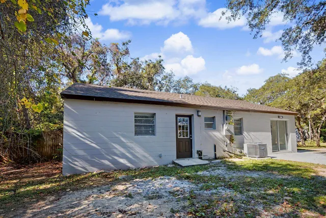 $2,500 | 235 Boulevard Des Pins, St. Augustine, FL 32080