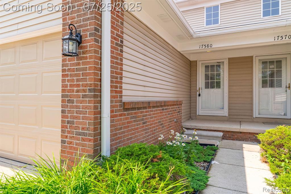 17580 Freedom Lane Riverview, MI 48193 - Photo 9 of 49