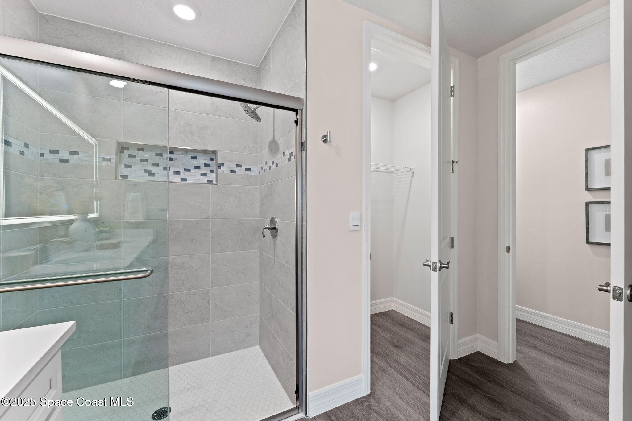 215 1st Street Cocoa, FL 32922 - Photo 30 of 52 Primary Bath