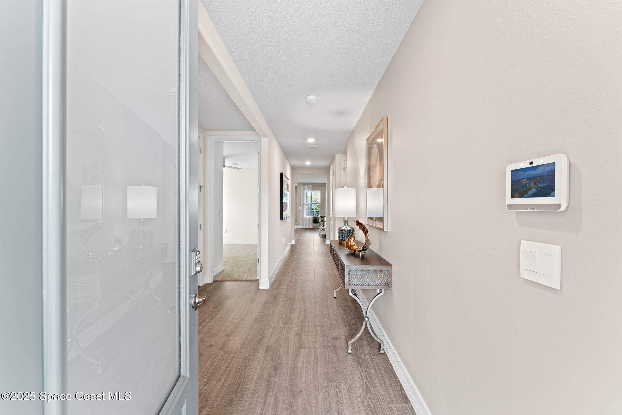 215 1st Street Cocoa, FL 32922 - Photo 3 of 52 Foyer