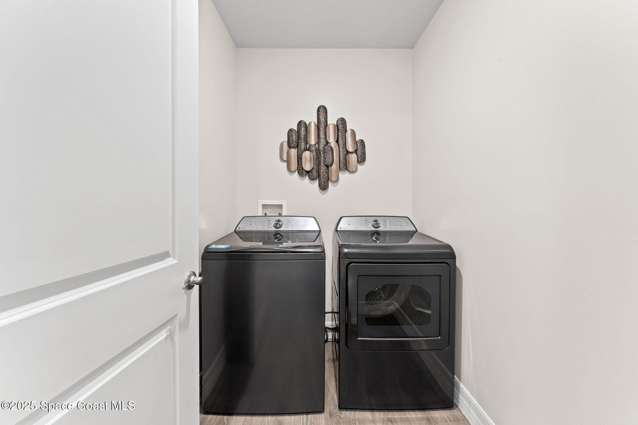 215 1st Street Cocoa, FL 32922 - Photo 32 of 52 Laundry