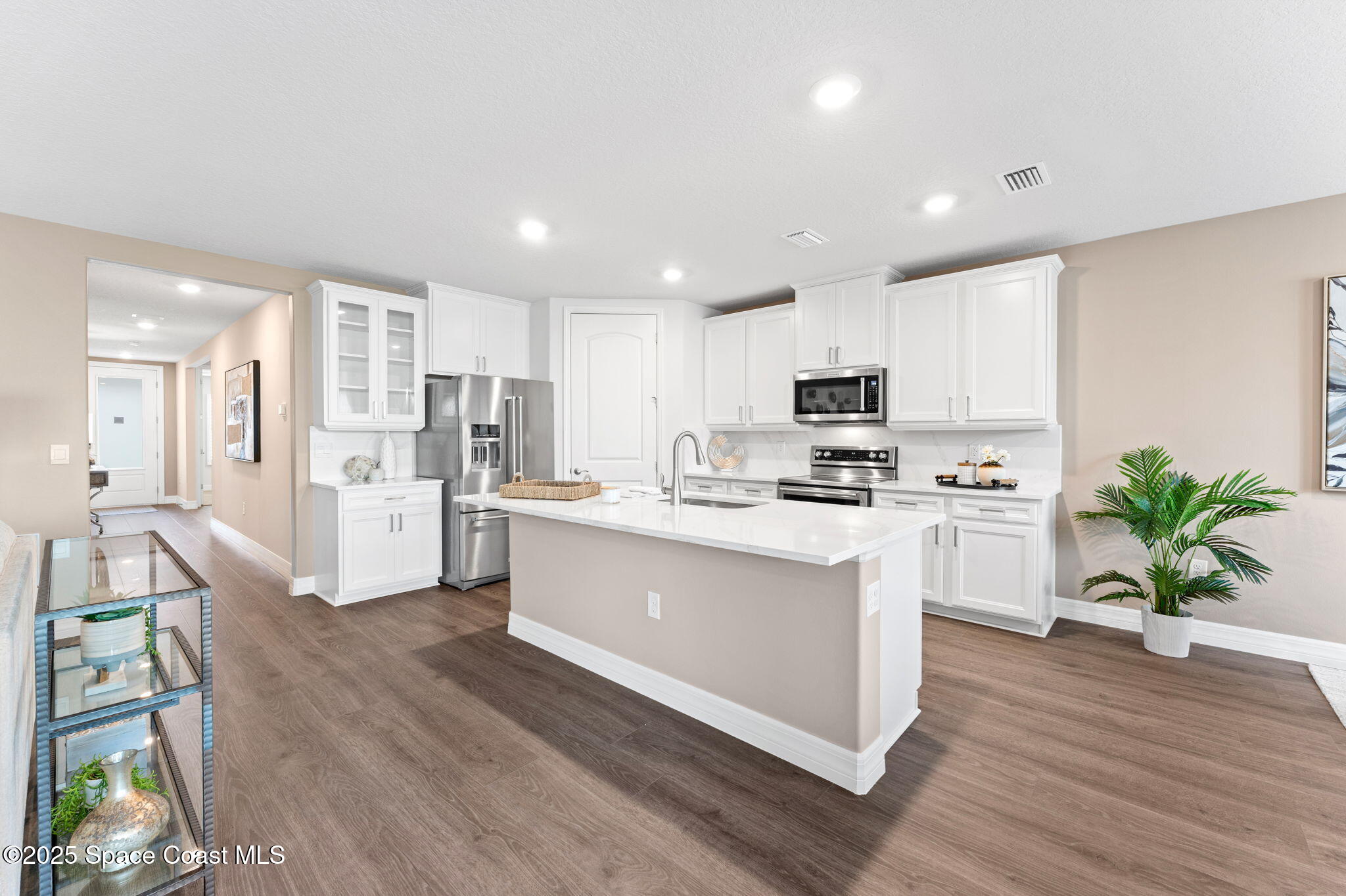 215 1st Street Cocoa, FL 32922 - Photo 8 of 52 Kitchen