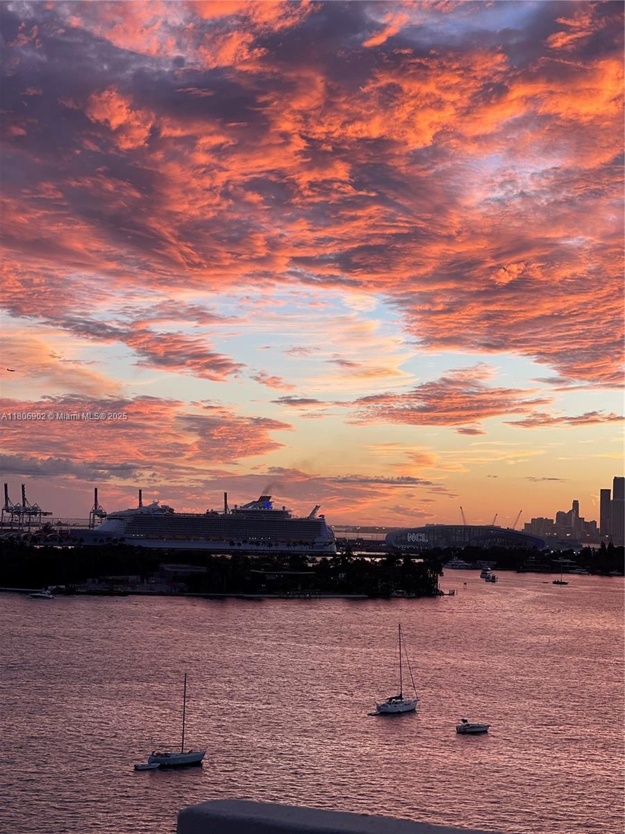 1500 Bay Road, Unit 1532S Miami Beach, FL 33139 - Photo 30 of 50 a view of lake view and mountain