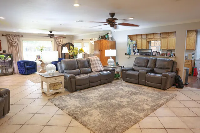 $364,500 | 210 Ranger Street, Hereford, TX 79045